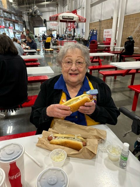 Rosemarie Joined us from a remote location.